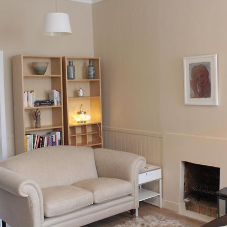 Tron Square - 419 Apartment Edinburgh Bagian luar foto