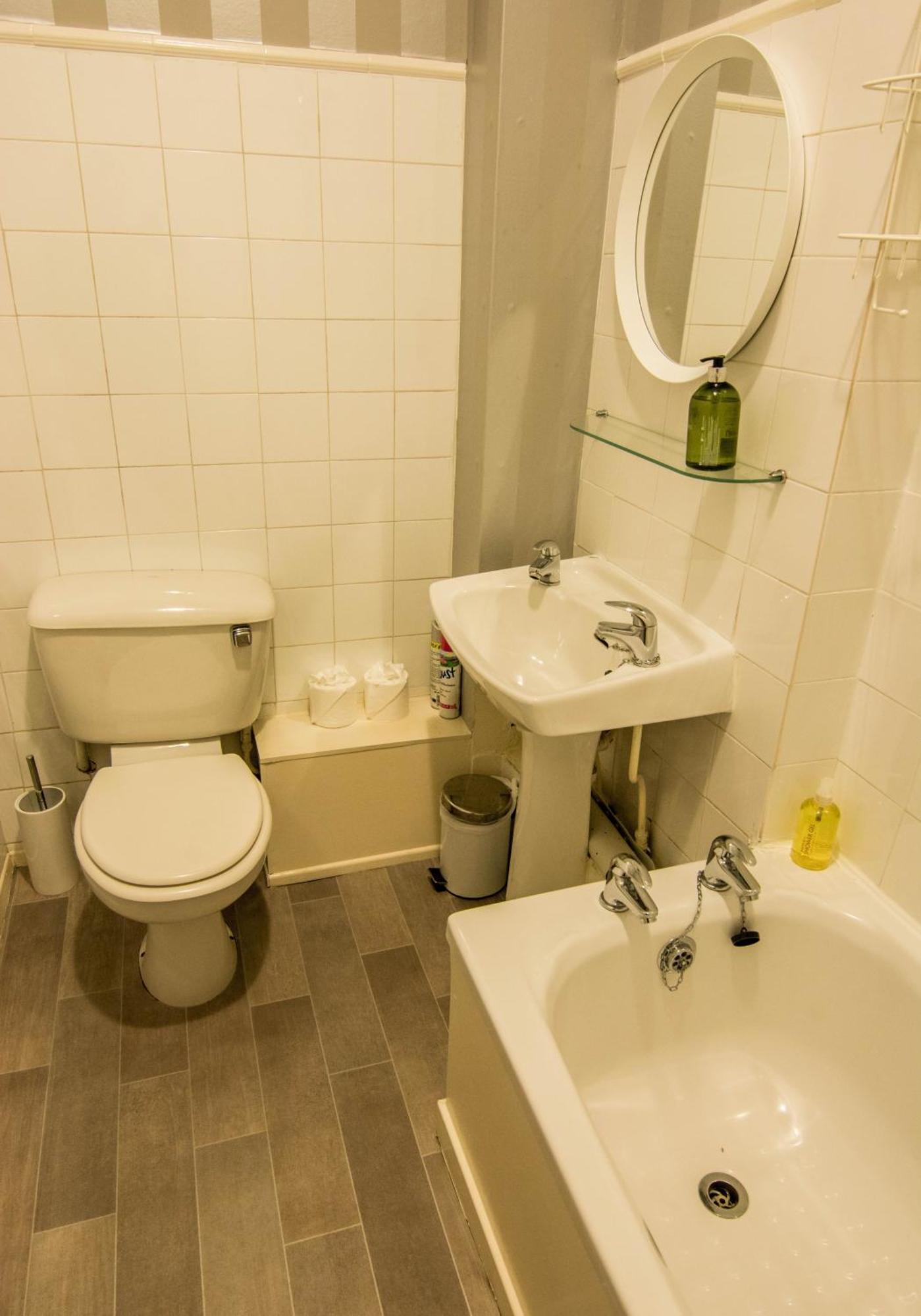Tron Square - 419 Apartment Edinburgh Bagian luar foto